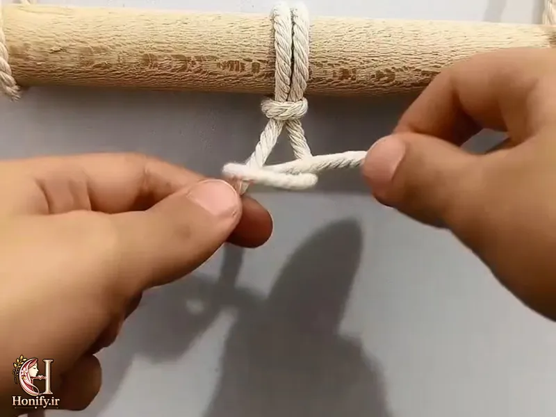 مراحل گره چپ به راست در بافت مکرومه