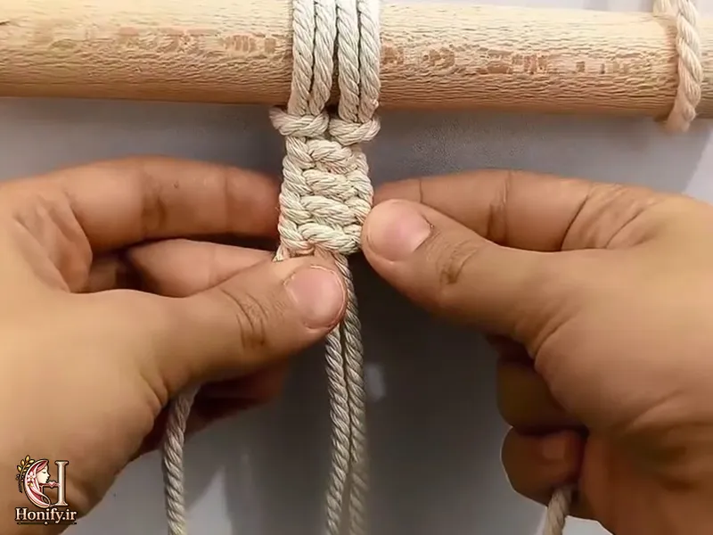 آموزش گره مارپیچ در مکرومه بافی؛ گام به گام و ساده
